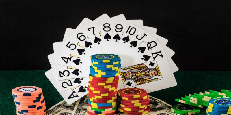 Sâm lốc là trò chơi bài dân gian hấp dẫn, được yêu thích trong game bài đổi thưởng nhờ lối chơi lôi cuốn, dễ hiểu, mang lại trải nghiệm giải trí đỉnh cao.